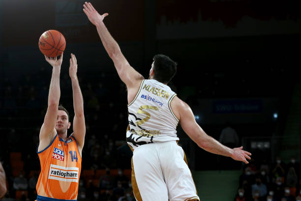 里沙利松的 里沙利松的