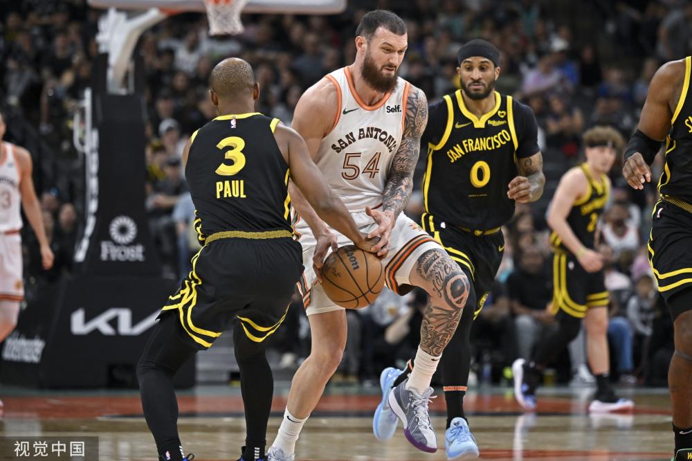 社交平台上 社交平台上