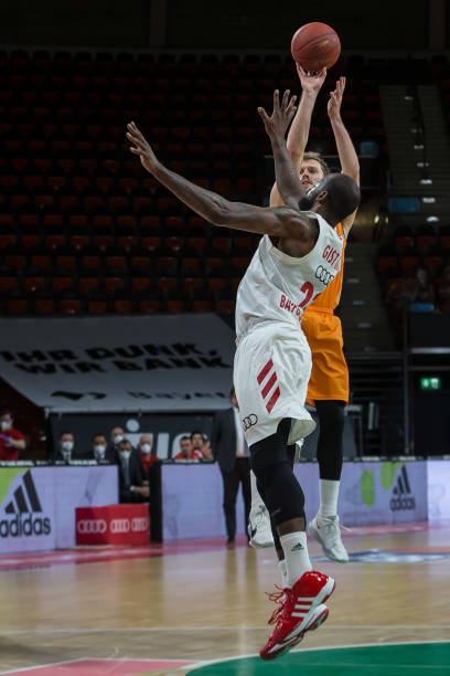 业余赛场大 业余赛场大