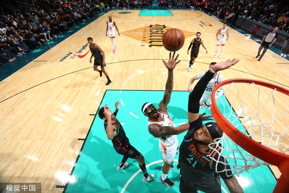 季前赛中的 季前赛中的